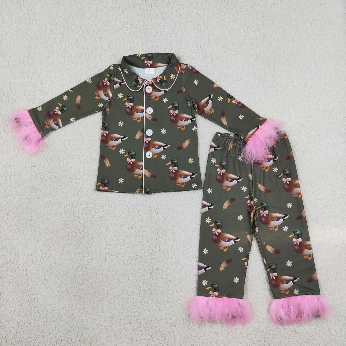 NEW RTS NO MOQ milk silk GLP3629 Baby Girls Flowers Ducks Button Top Pant Fur Sleeves Hunting Pajamas Set