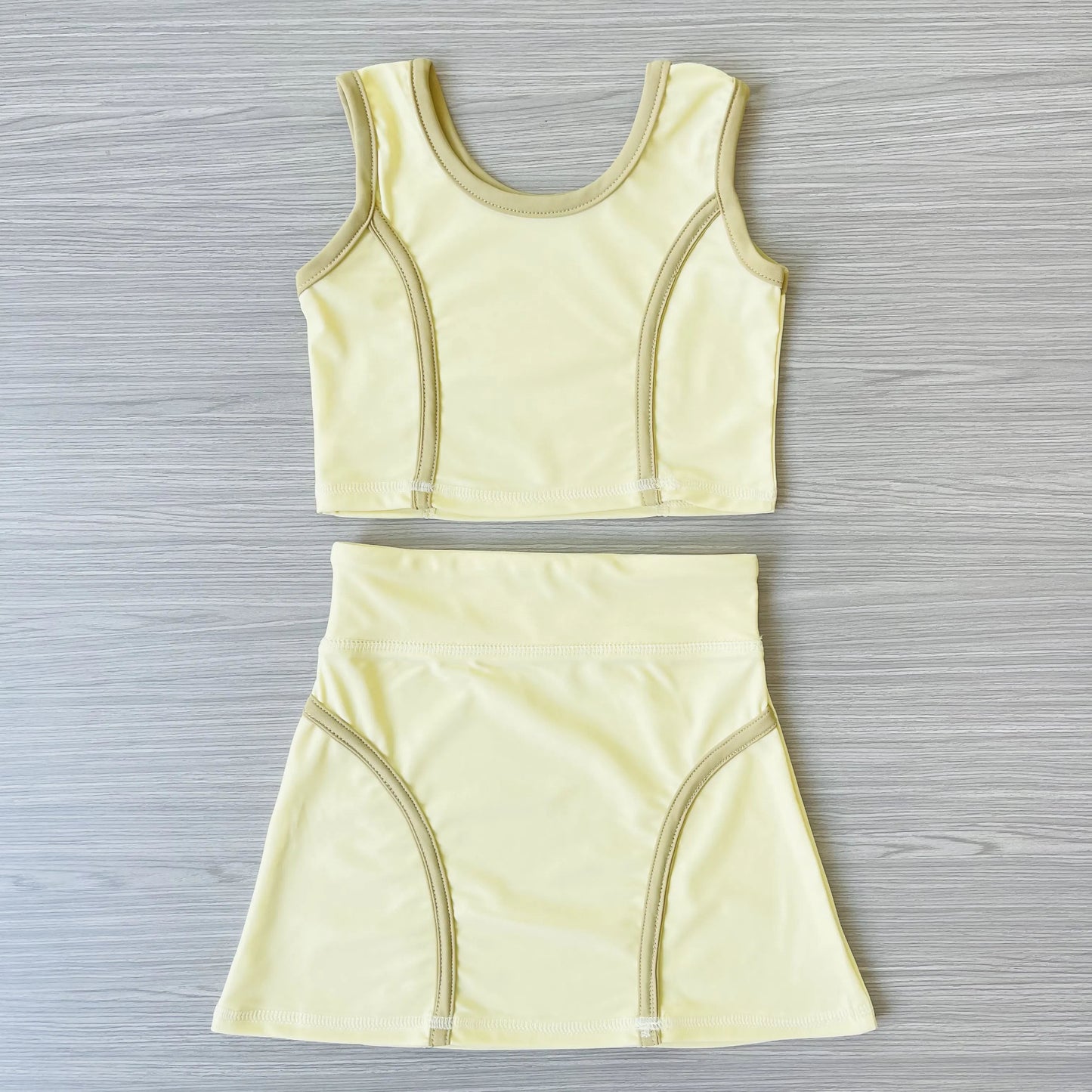 6.2GSD2672 Yellow Girls Vest Yoga Suit