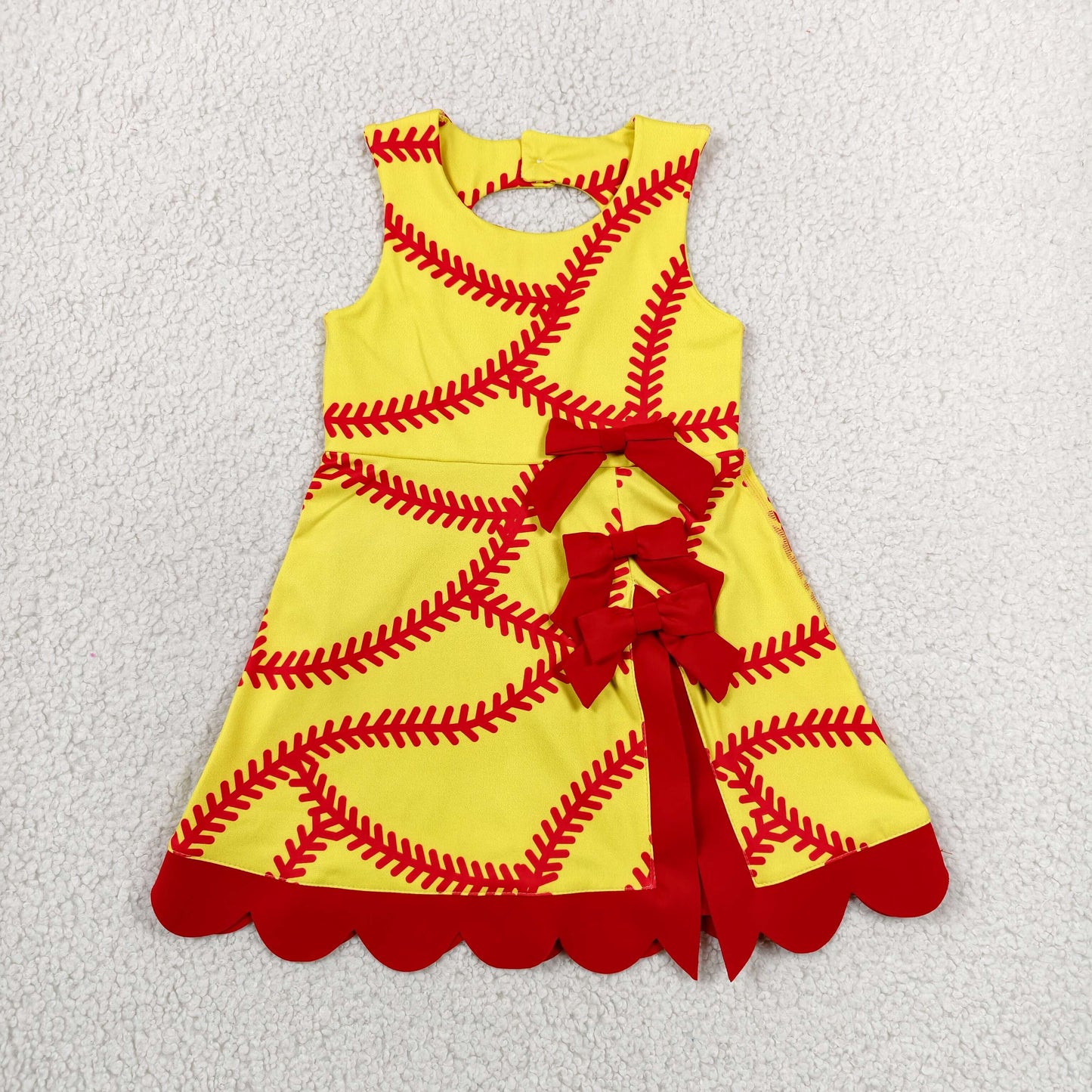 RTS NO MOQ Yoga GSD3834 Baby Girls Softball Bows Team Yoga Active Short Scallop Knee Length Dress