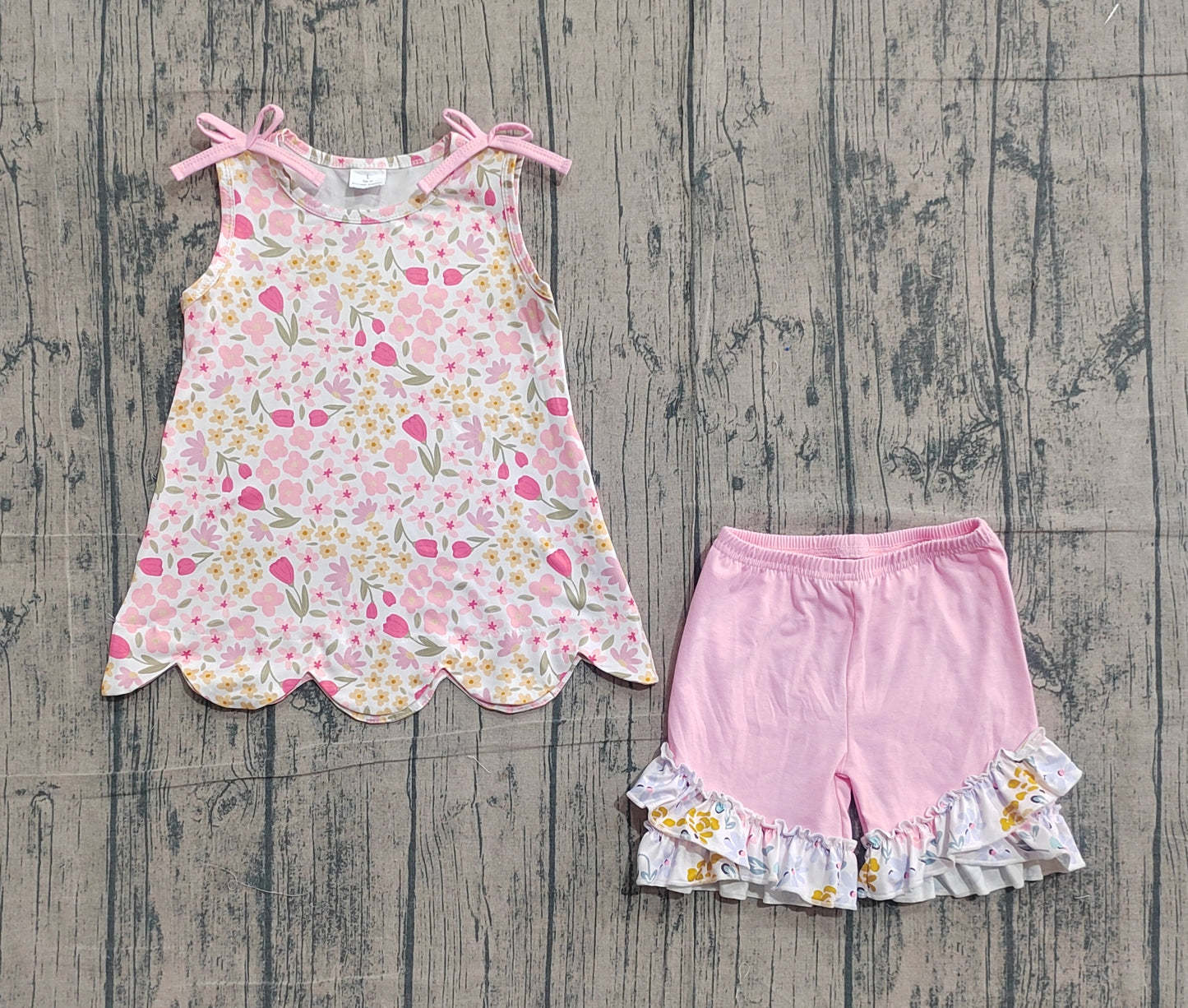 GSSO3389Baby Girls Colorful Flowers Scallop Tunic Ruffle Shorts Clothes Set