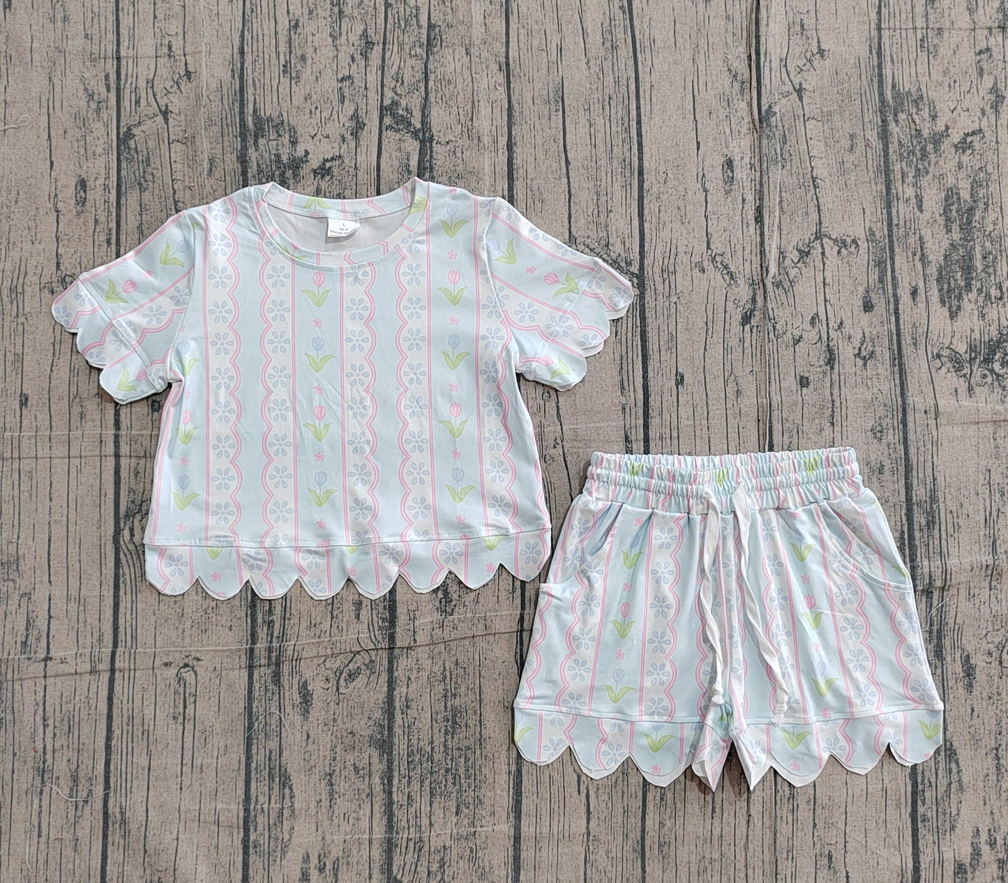 GSSO3412Baby Girls Flowers Stripe Top Scallop Shorts Clothes Set