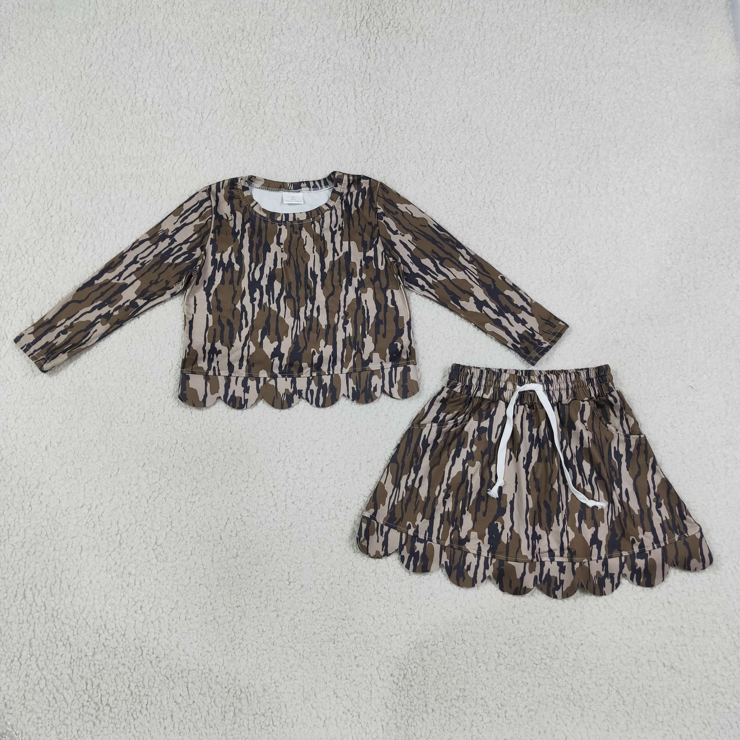 NEW RTS NO MOQ milk silk GLD1615( GT1686+GLK0298) Baby Girls Long Sleeve Southern Olive Wood Camo Scallop T-shirts Top Set