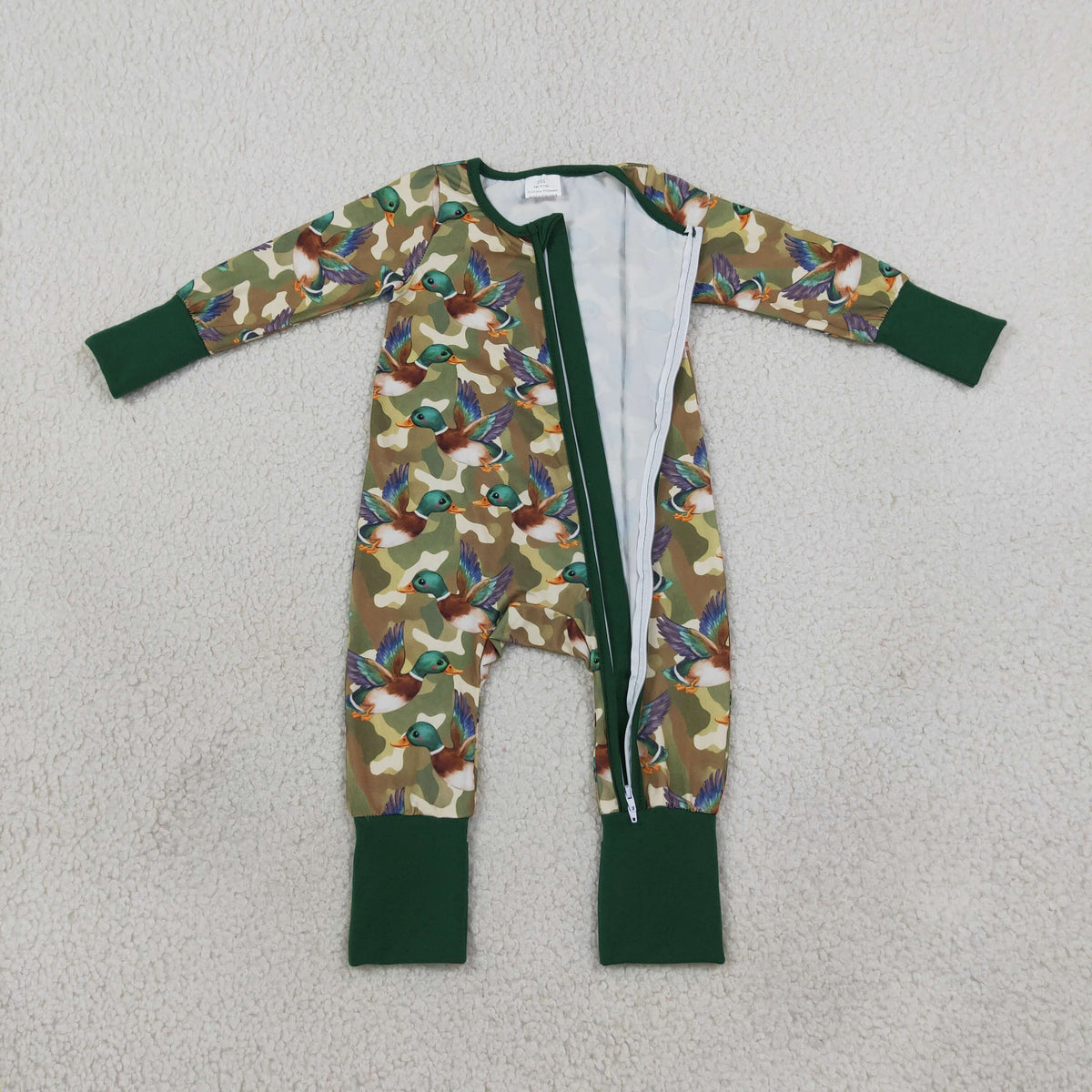 NEW RTS NO MOQ milk silk LR3249 Baby Boys Green Camo Ducks Hunting Two Way Zip Convertible Rompers