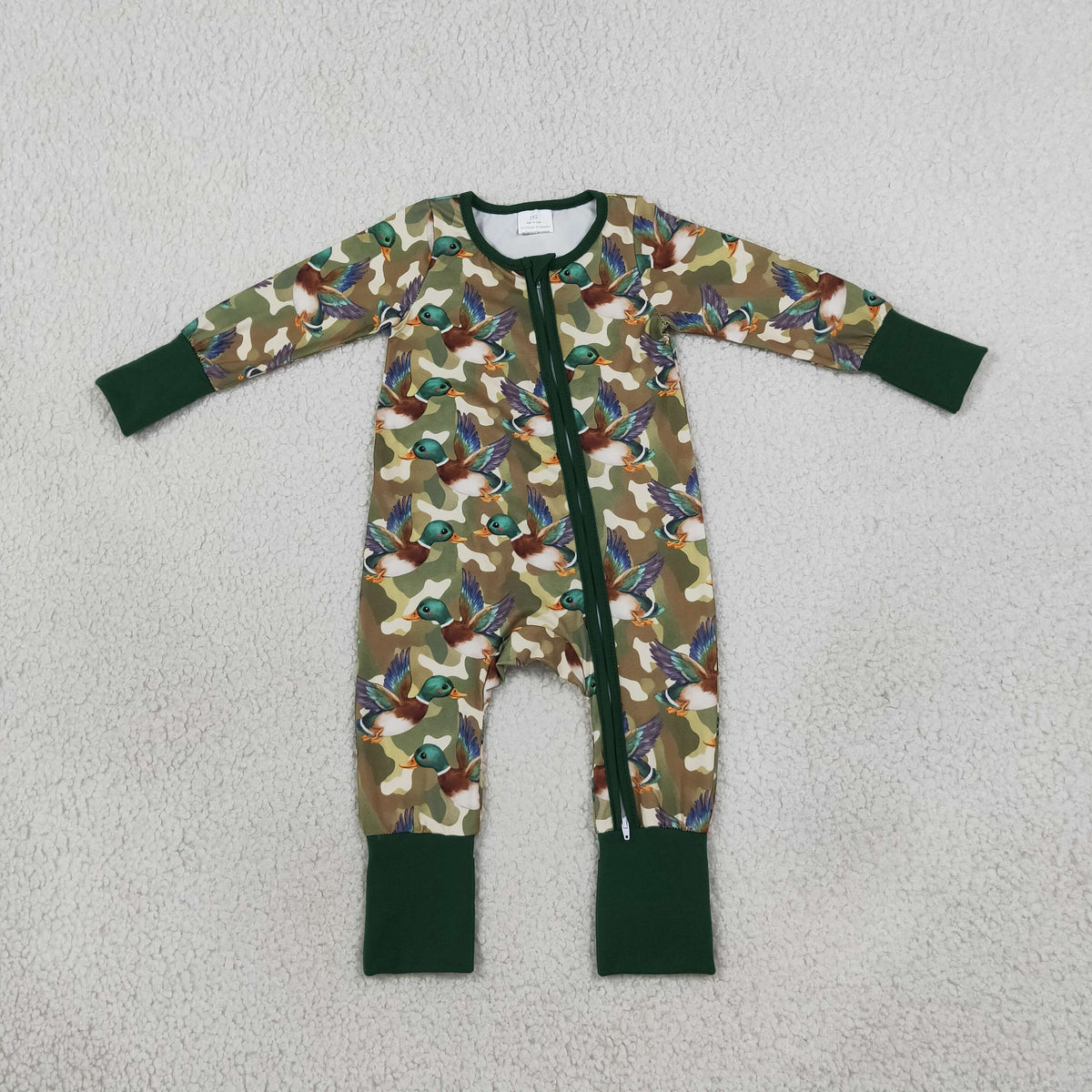 NEW RTS NO MOQ milk silk LR3249 Baby Boys Green Camo Ducks Hunting Two Way Zip Convertible Rompers