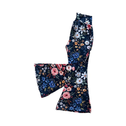 X930 P0883 Black floral flared trousers