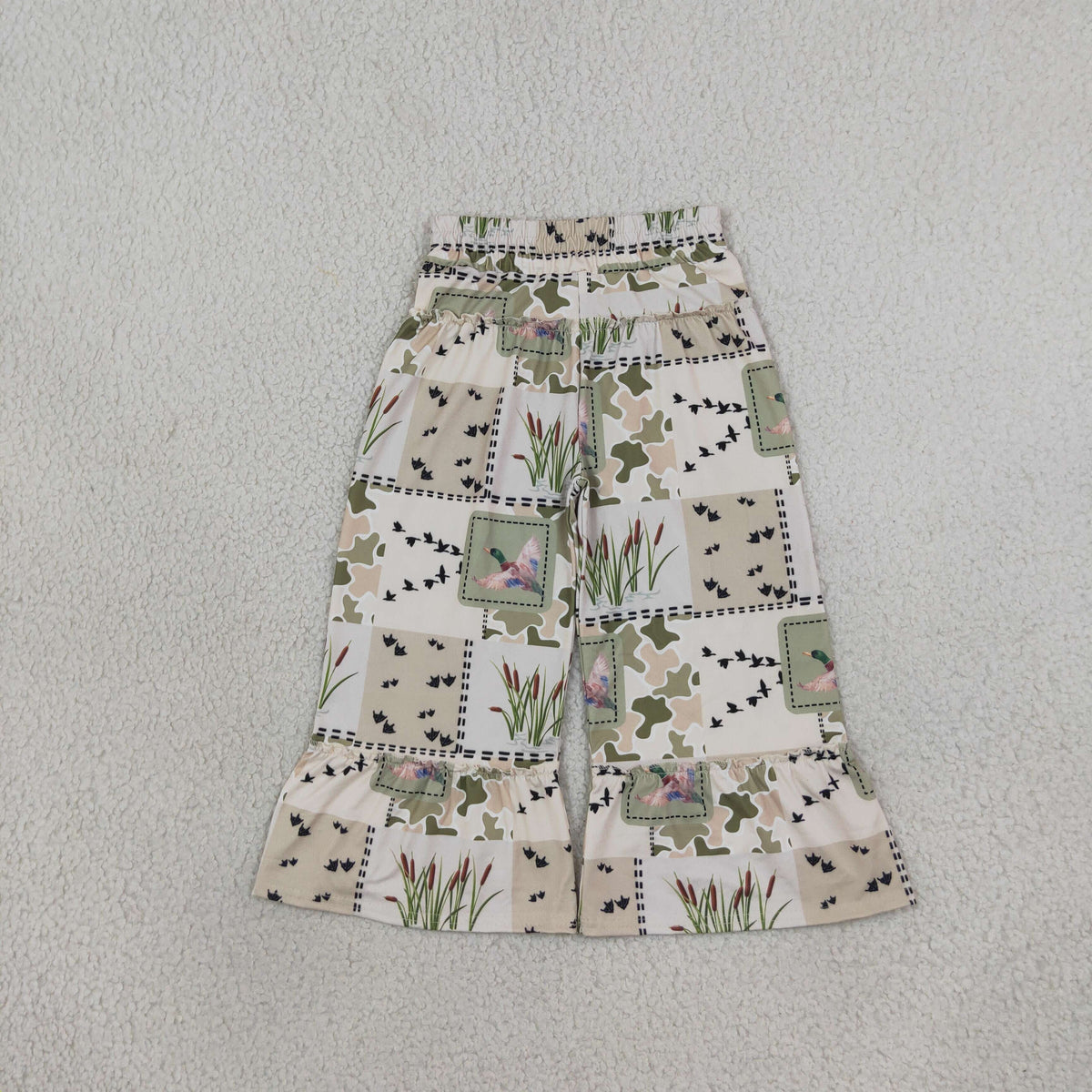 NEW RTS NO MOQ milk silk P1067 Baby Girls Green Camo Checked Ducks Hunting Ruffle Flare Pants Bottom