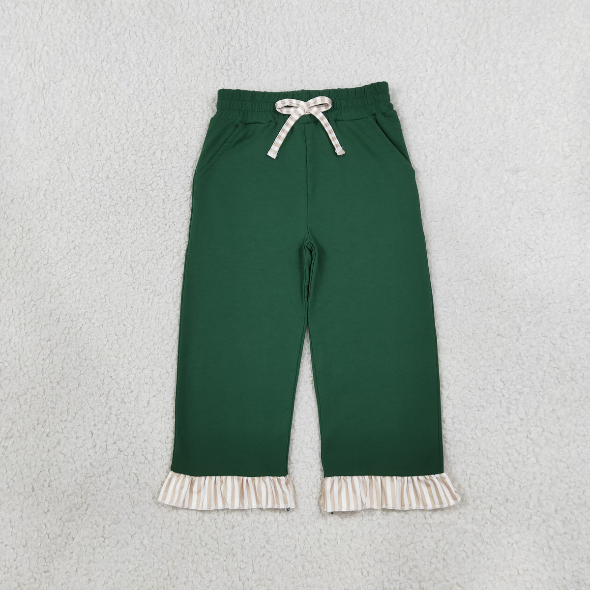 NEW RTS NO MOQ milk silk P1154 Baby Girls Green Bows Pockets Ruffle Pants Bottom