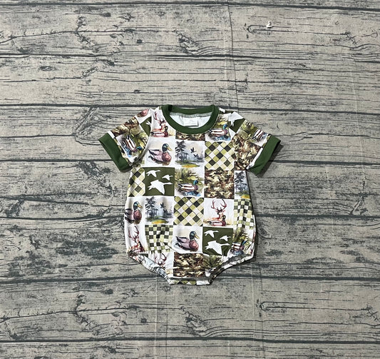 SR3837Baby Boys Short Sleeve Deer Ducks Checked Hunting Rompers