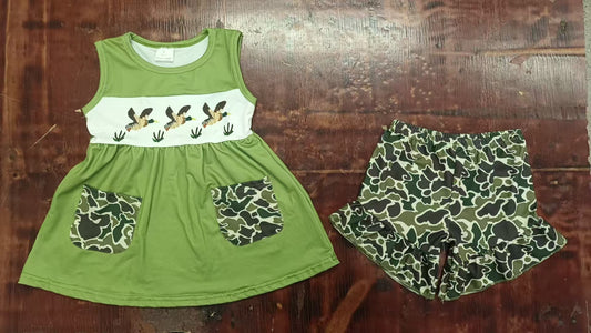 4.25 Girls Green Short Sleeve Shorts Set