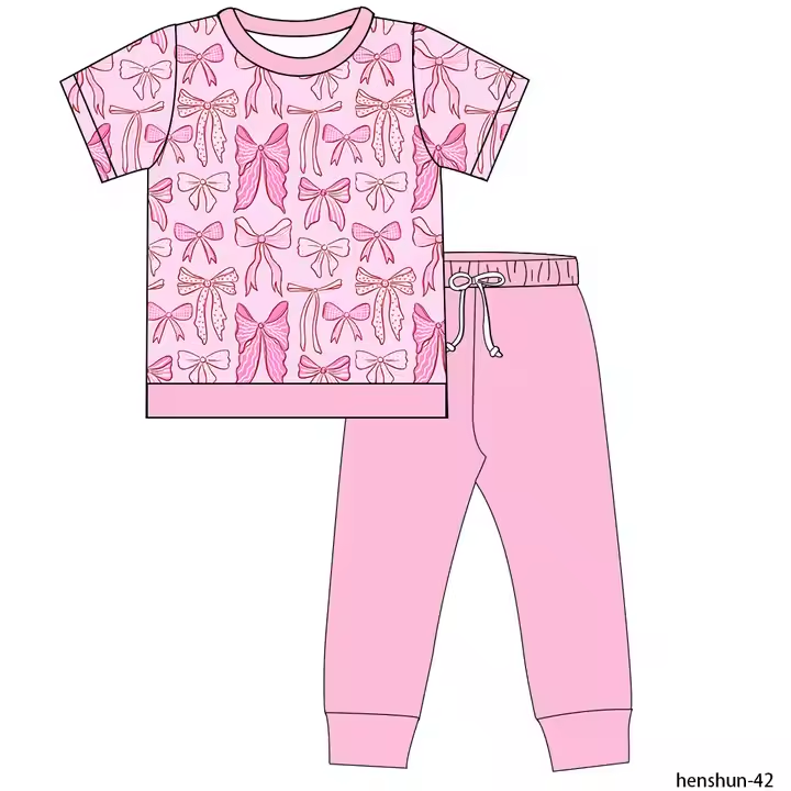 6.14 Pink short-sleeved trousers with bow