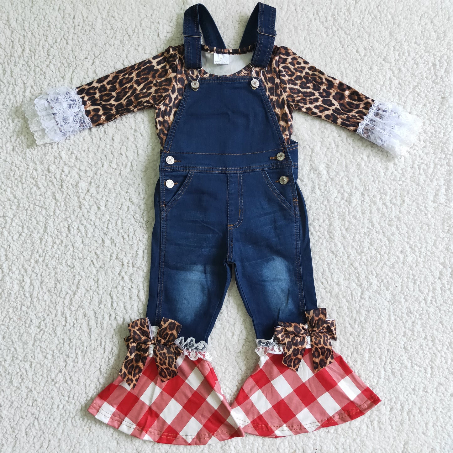 Leopard shirt and denim overall outfits （shirt and jeans can be purchased separately）